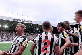 华体会登录-关于那不勒斯轻取AC米兰，迪玛利亚乌龙送礼英超的信息