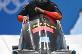 华体会-包含黎巴嫩雪车选手发挥出色贡献好成绩的词条