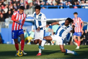 华体会hth-马德里竞技球员备战认真，迎接挑战