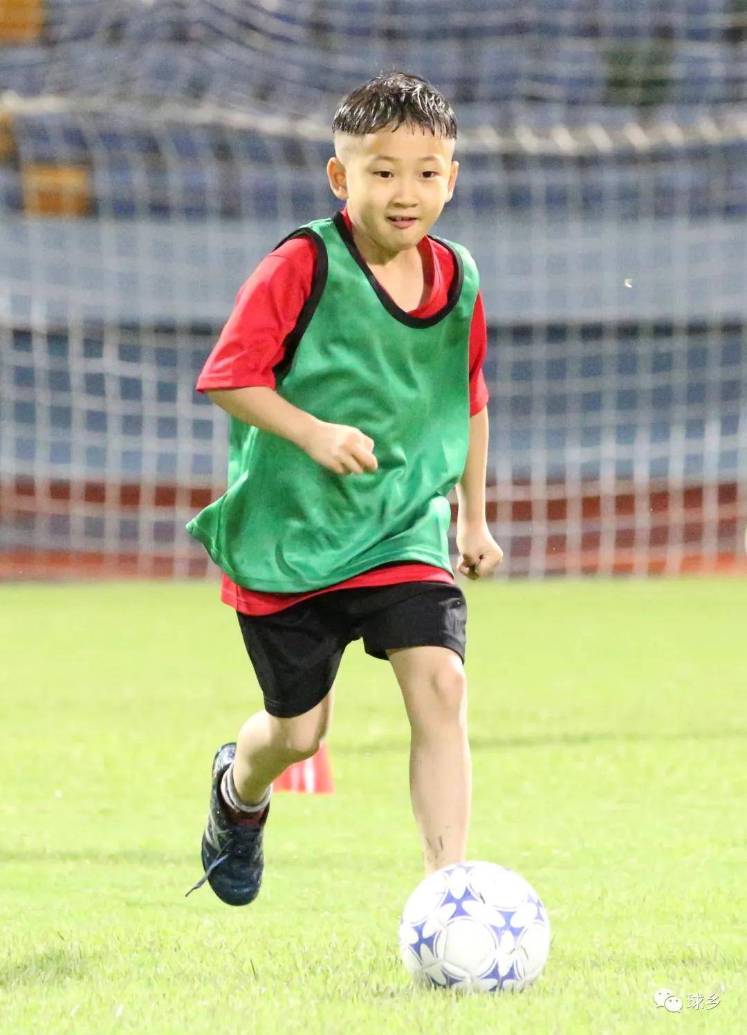 华体会体育-深圳足球再次夺冠，青训工作走向辉煌的简单介绍  第1张