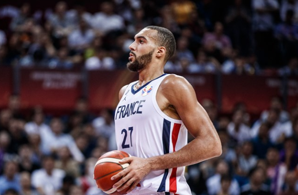 华体会-阿根廷男篮碾压希腊男篮,福克斯高光表现的简单介绍 第1张 华体会-阿根廷男篮碾压希腊男篮,福克斯高光表现的简单介绍 第1张