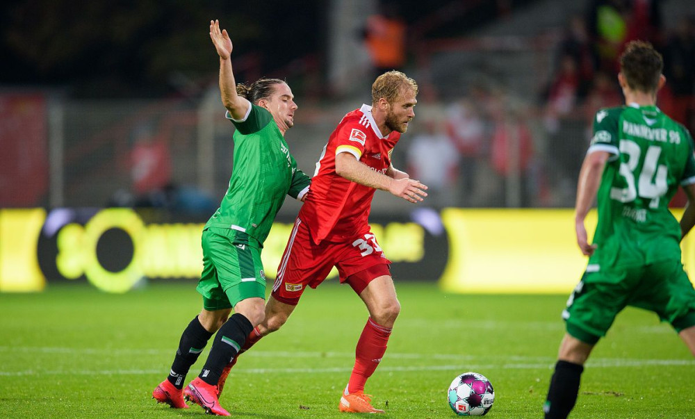 华体会-汉诺威战胜对手，保级希望尚存的简单介绍  第1张